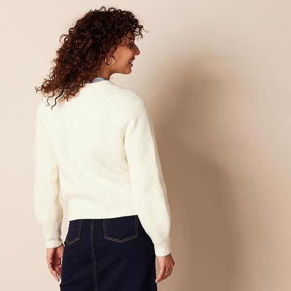 Immagine di White Ribbed Knit Sweater 4